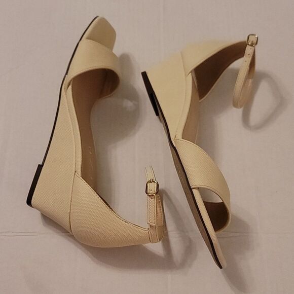 BRAND NEW UNISA OPEN TOE ANKLE- STRAP LOW WEDGE COMFORTABLE PLATFORM SANDAL G1 - Picture 5 of 14